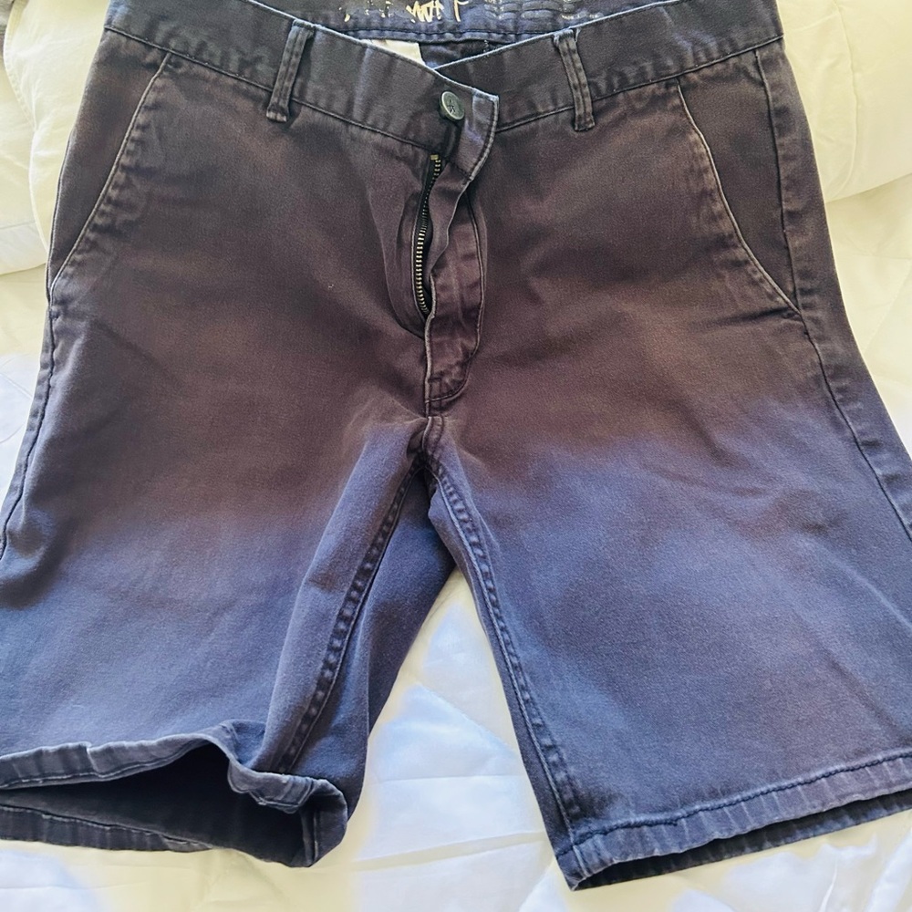 Altamont Davis Slim Fit Shorts
